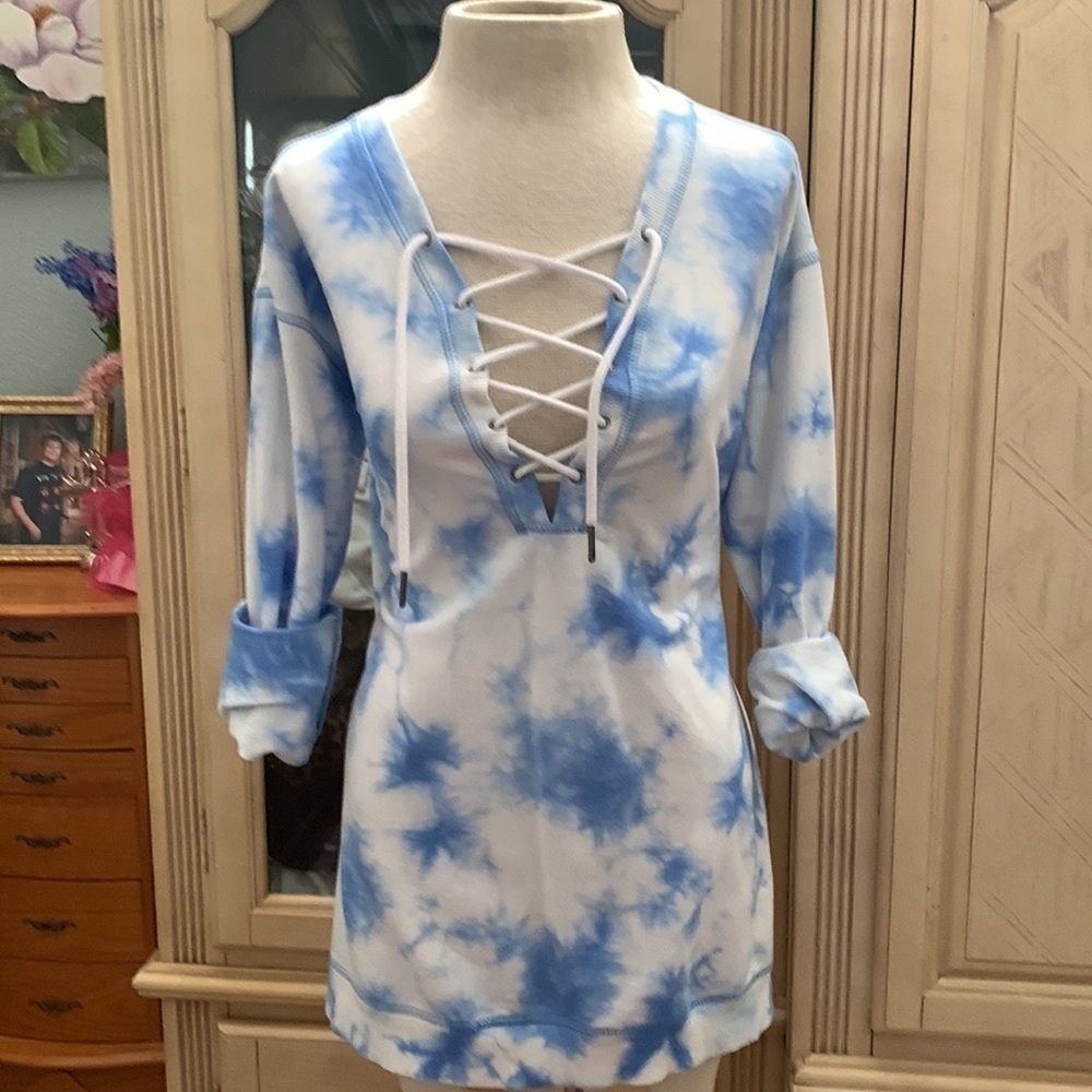 Perfect summer sweatshirt